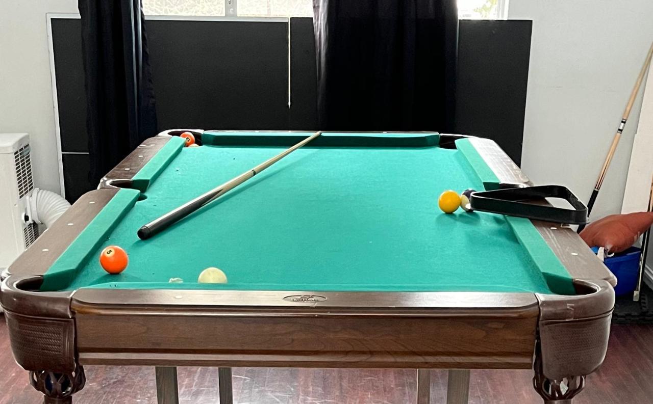 Vintage - 3 Bed House - North Surrey - Ping-Pong And Pool Table - Tv Cable别墅 外观 照片