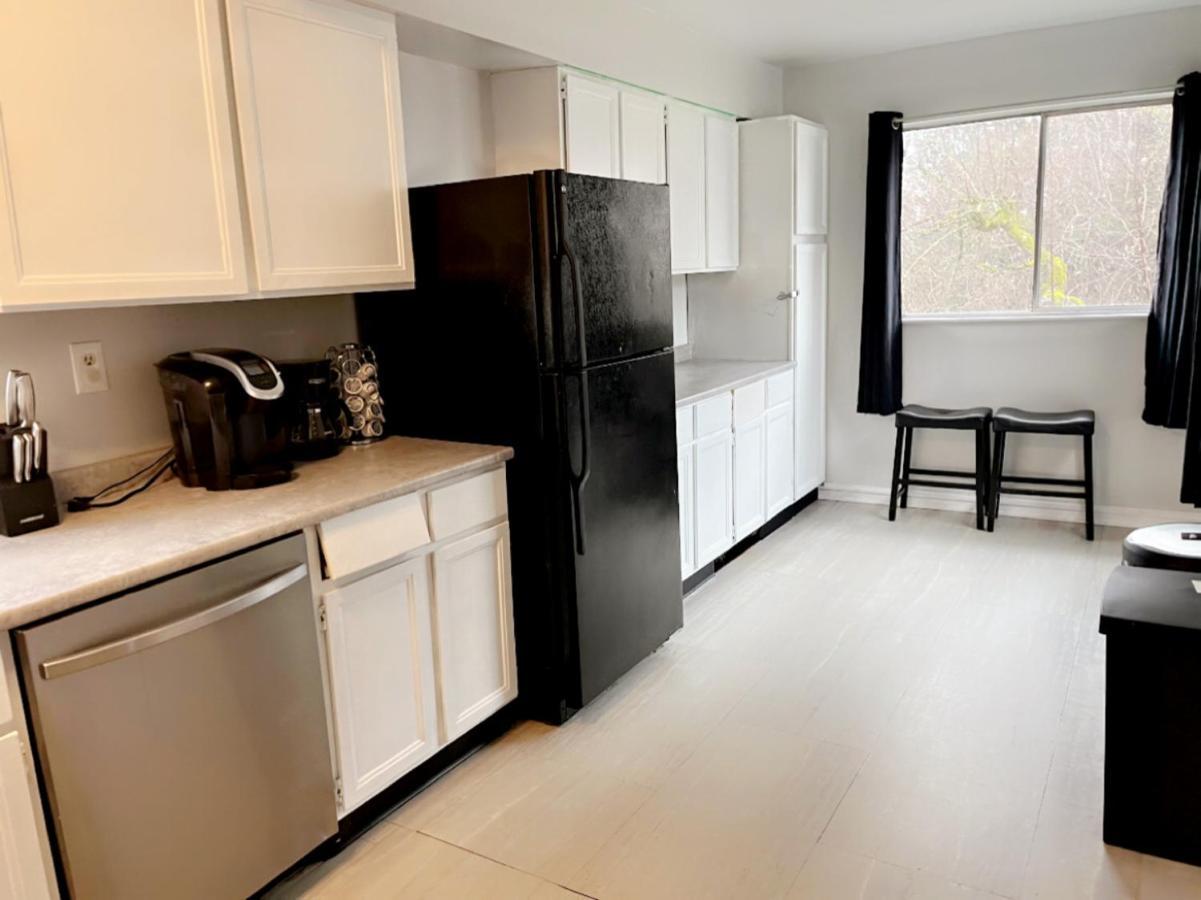 Vintage - 3 Bed House - North Surrey - Ping-Pong And Pool Table - Tv Cable别墅 外观 照片